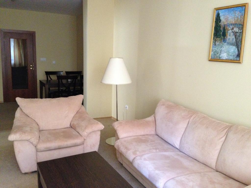 פמפורובו Royal House Apartments Tmf מראה חיצוני תמונה
